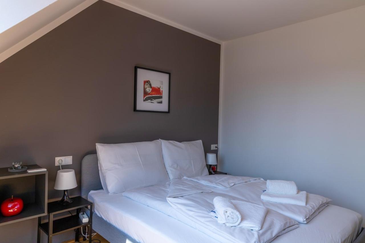 Maureen Lovely 2 Bedroom Unit With Community Pool Vienne