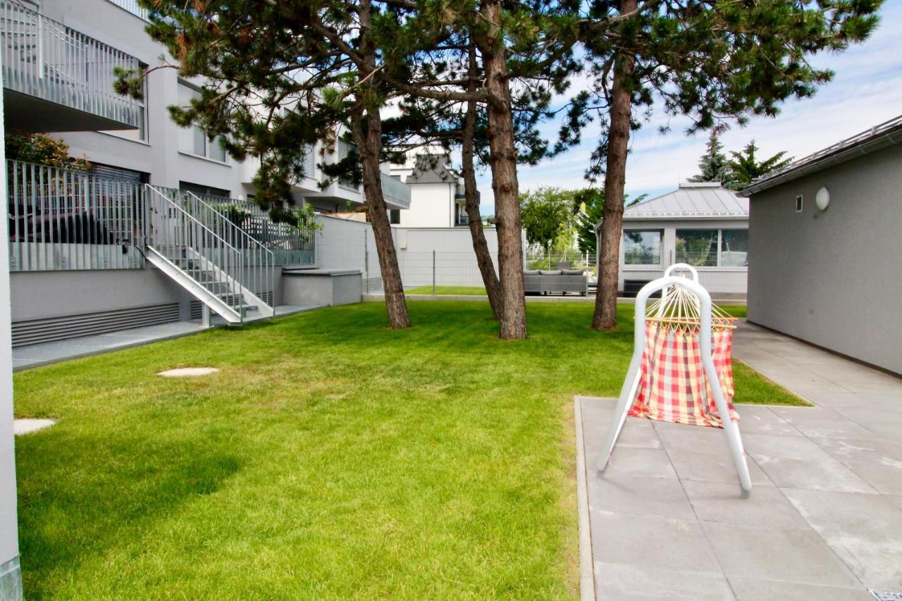 Maureen Lovely 2 Bedroom Unit With Community Pool Appartement Vienne